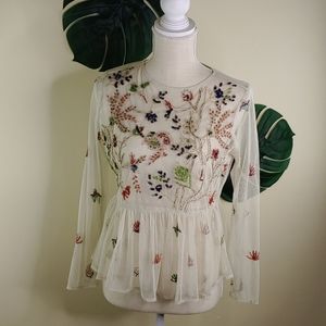🌿Zara🌿 Sheer Embroidered top